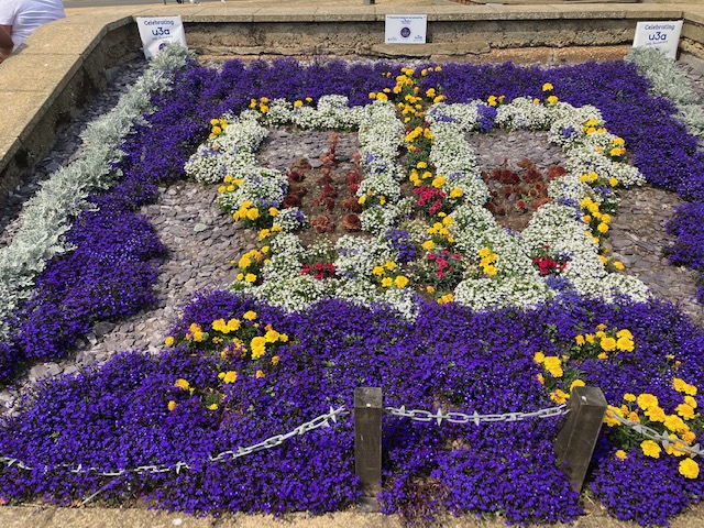 Crown flower bed for Coronation 